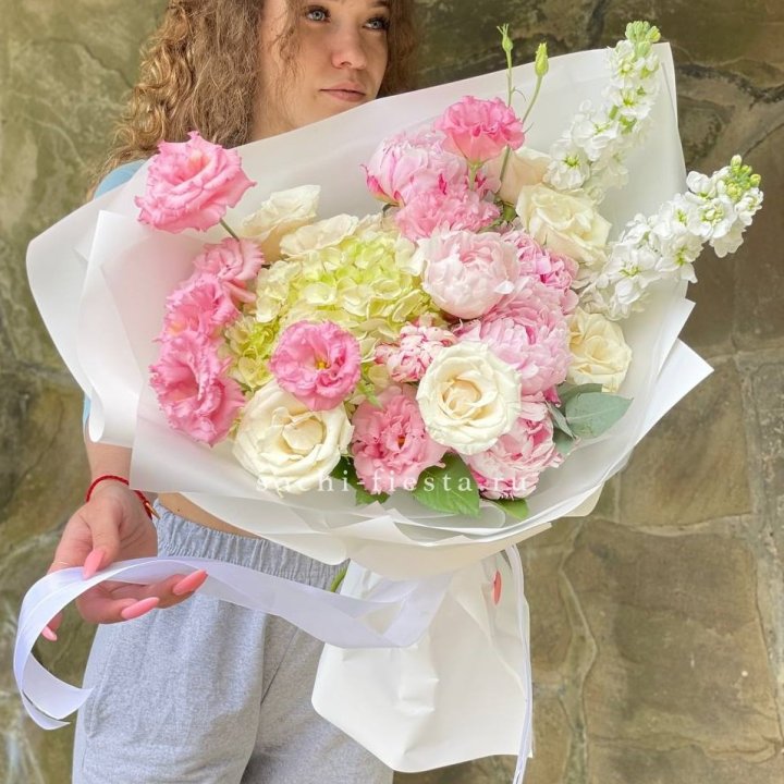 Букет с пионами №3 в Набережных Челнах