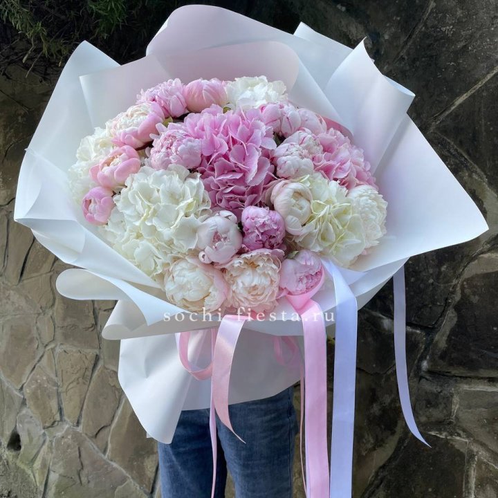 Букет "Пионы и Гортензии" в Набережных Челнах