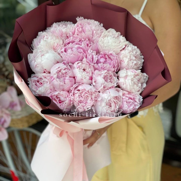 Букет с пионами №5 в Набережных Челнах