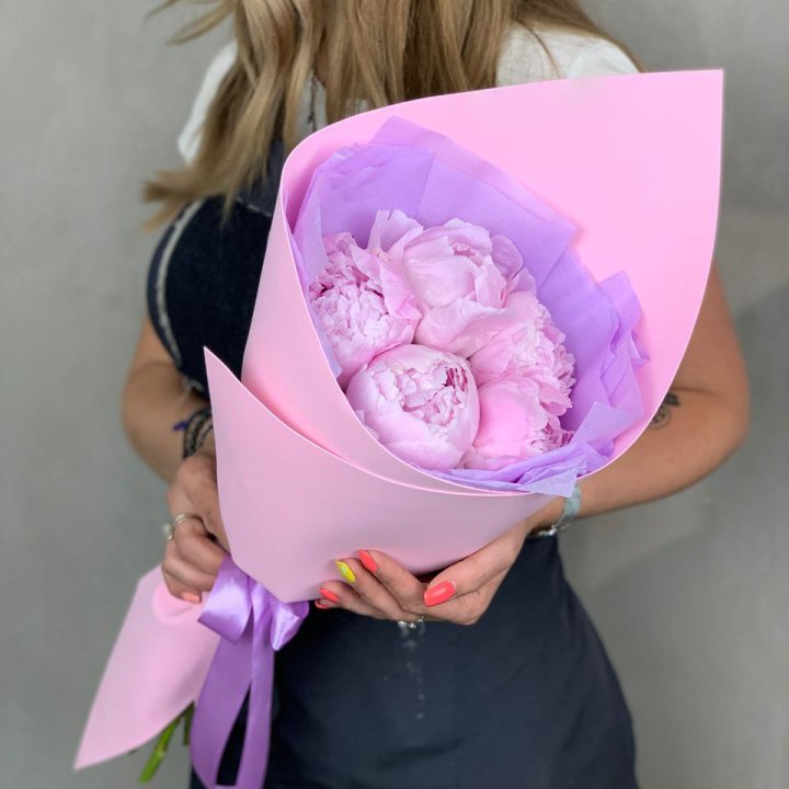 Букет пионов "Файв" в Набережных Челнах