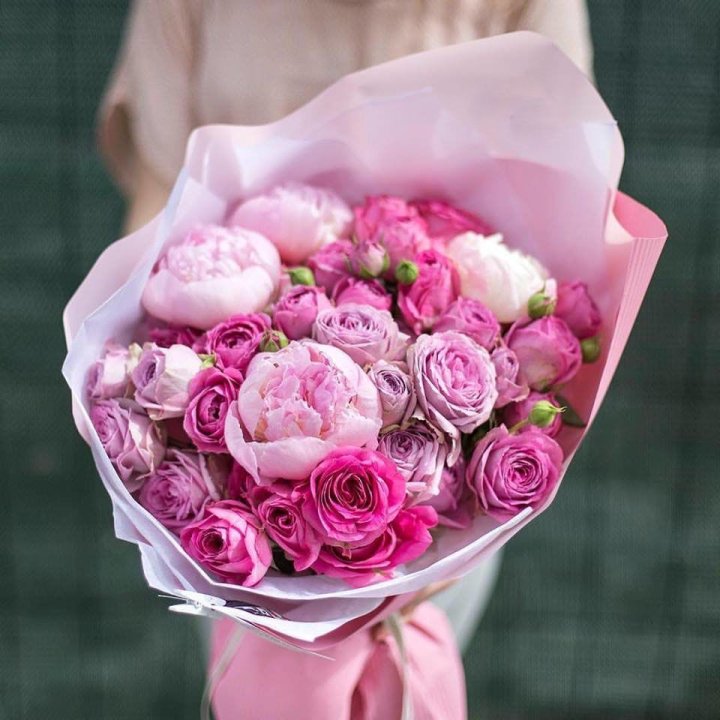 Букет с пионами "Леси" в Набережных Челнах