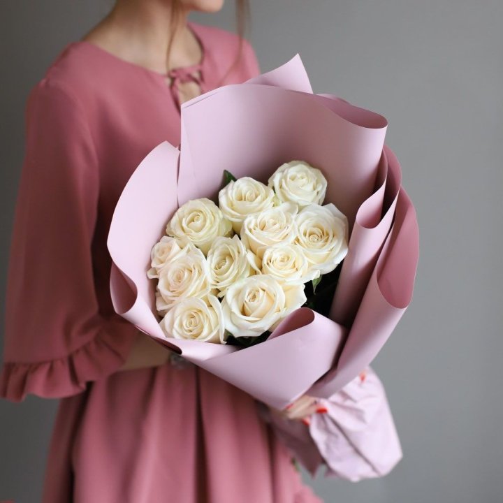 11 белых роз в Набережных Челнах