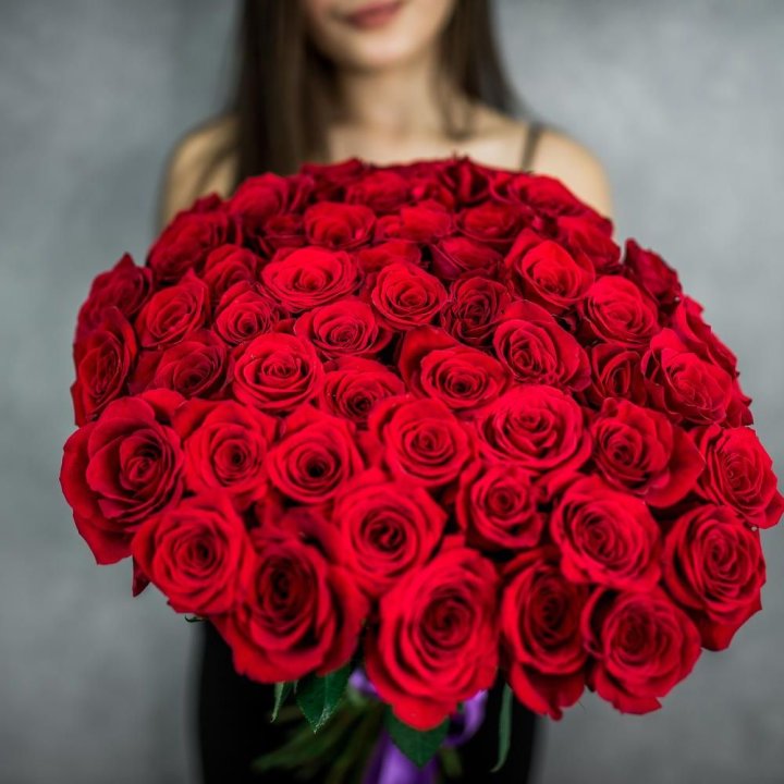 51 красная роза в Набережных Челнах