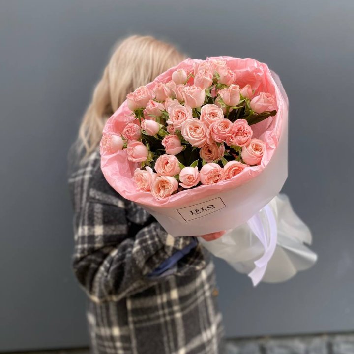 11 роз бомбастик в Набережных Челнах