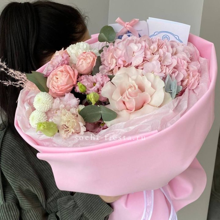 Авторский букет "Пинки" в Набережных Челнах