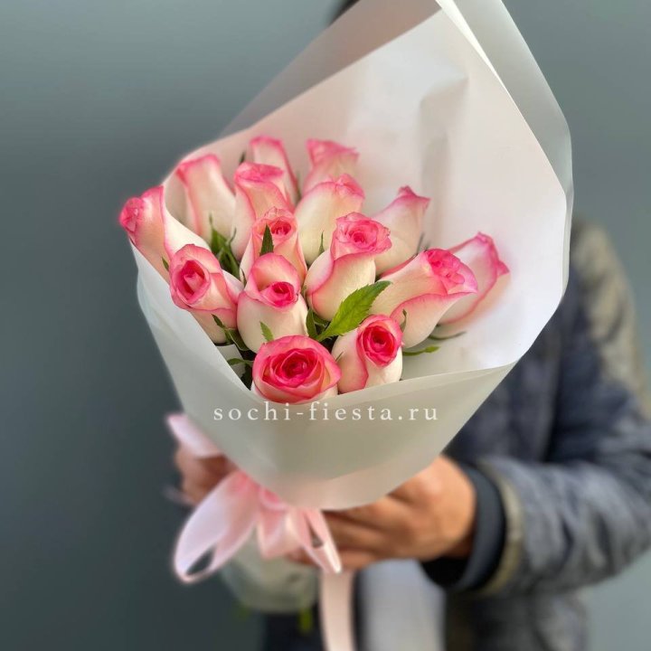 15 роз "Джумилия" в Набережных Челнах