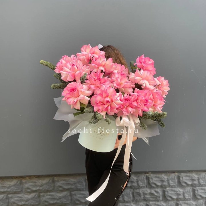 Бокс из 15 французских роз в Набережных Челнах