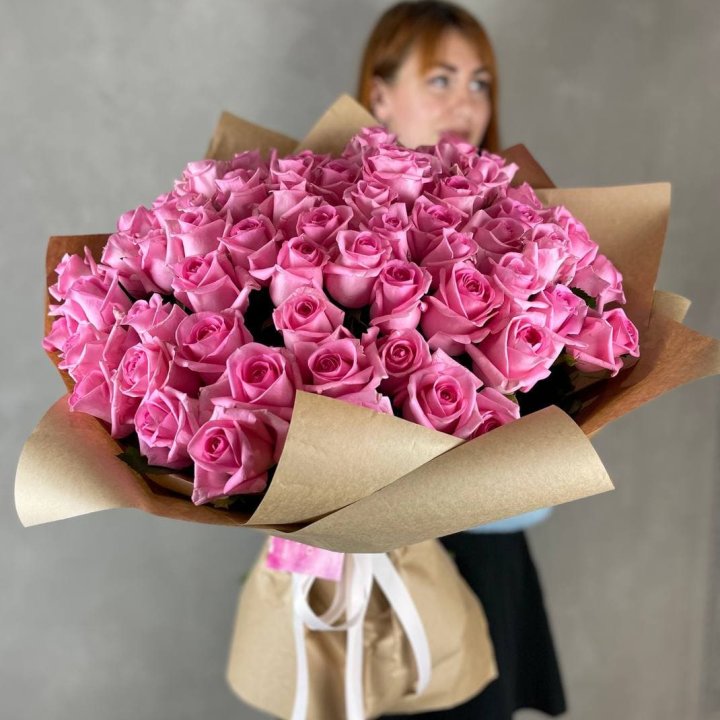 101 розовая роза в Набережных Челнах