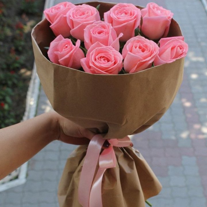 9 розовых роз в Набережных Челнах