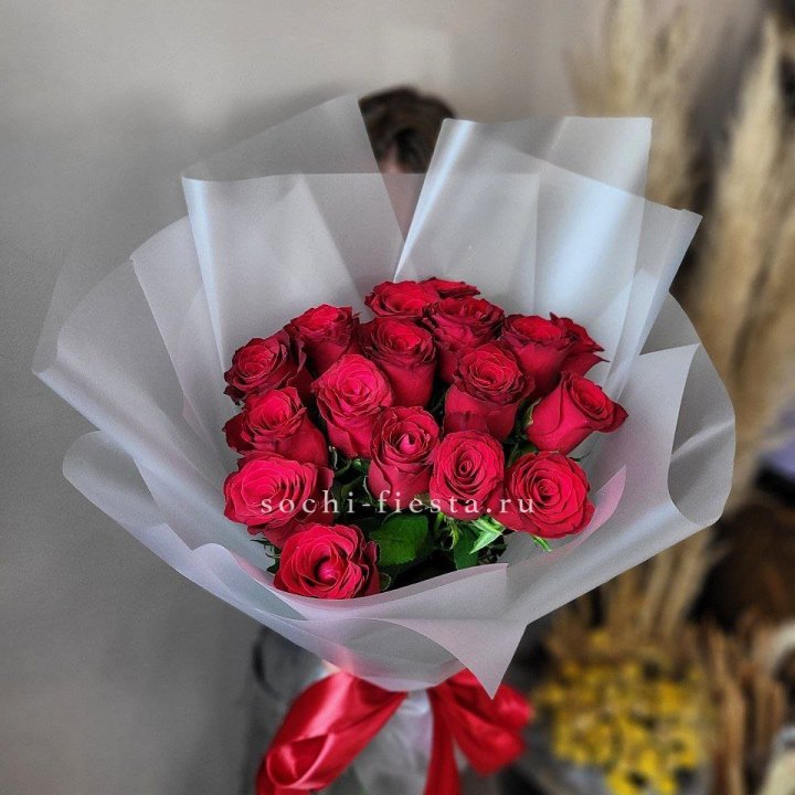 17 красных роз "Нет времени ждать" в Набережных Челнах