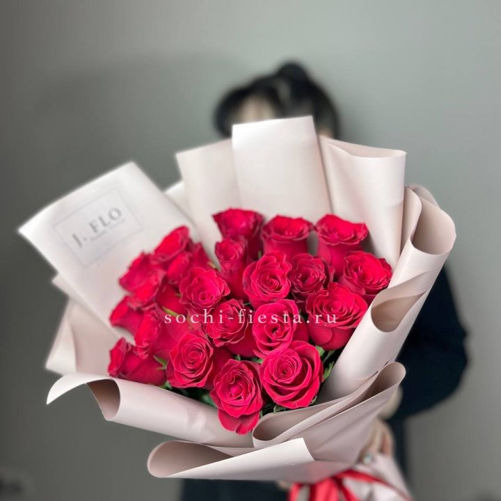 21 красная роза  в Набережных Челнах
