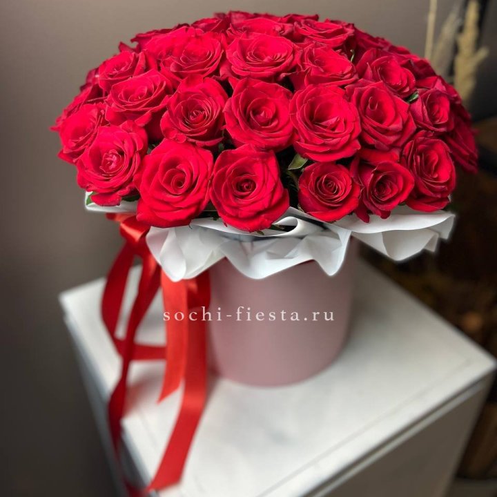 Красные розы 51шт  в коробке в Набережных Челнах
