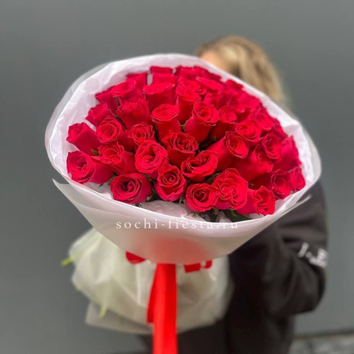 55 красных роз "Амелия" в Набережных Челнах