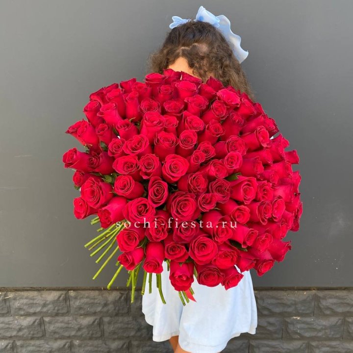 101 красная роза в Набережных Челнах