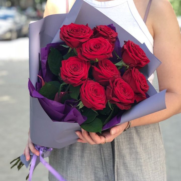 9  красных роз №1 в Набережных Челнах