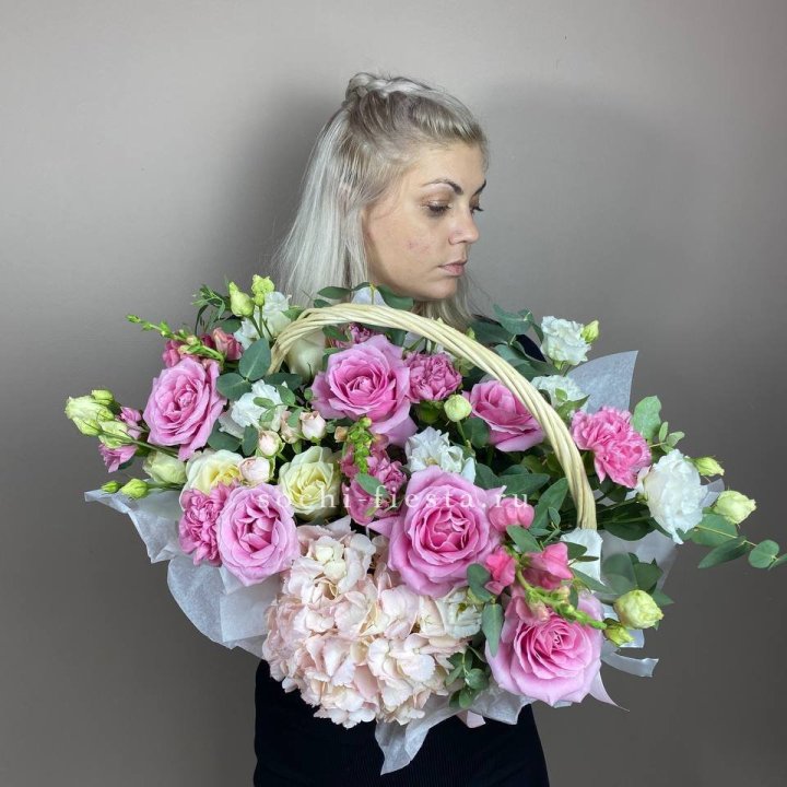 Цветочная корзина № 5 в Набережных Челнах