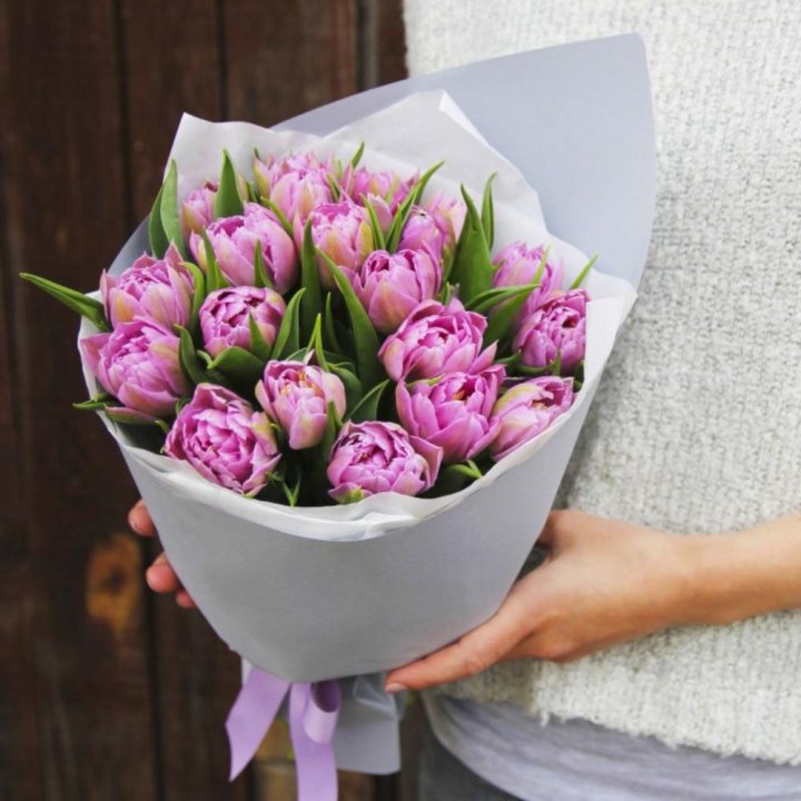 Букет пионовидных тюльпанов в Набережных Челнах