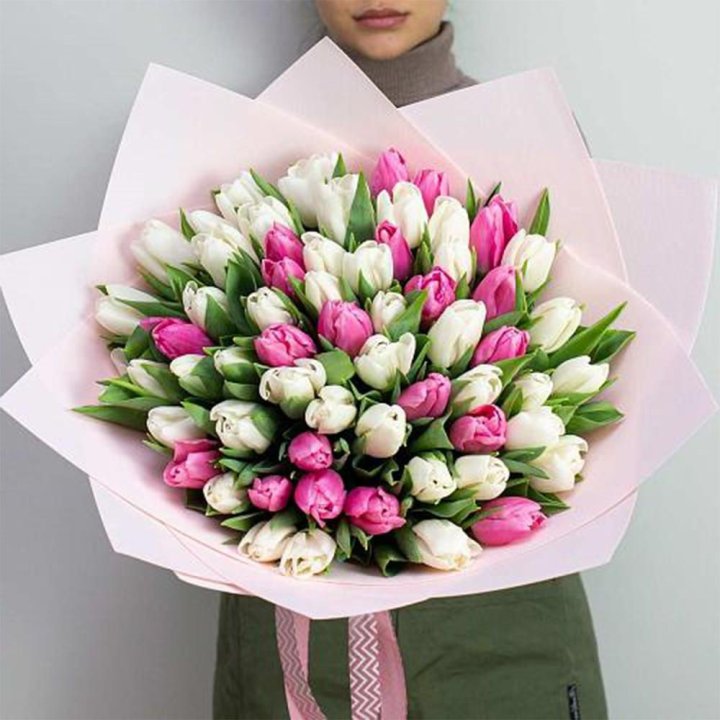 61 бело-розовый тюльпан в Набережных Челнах